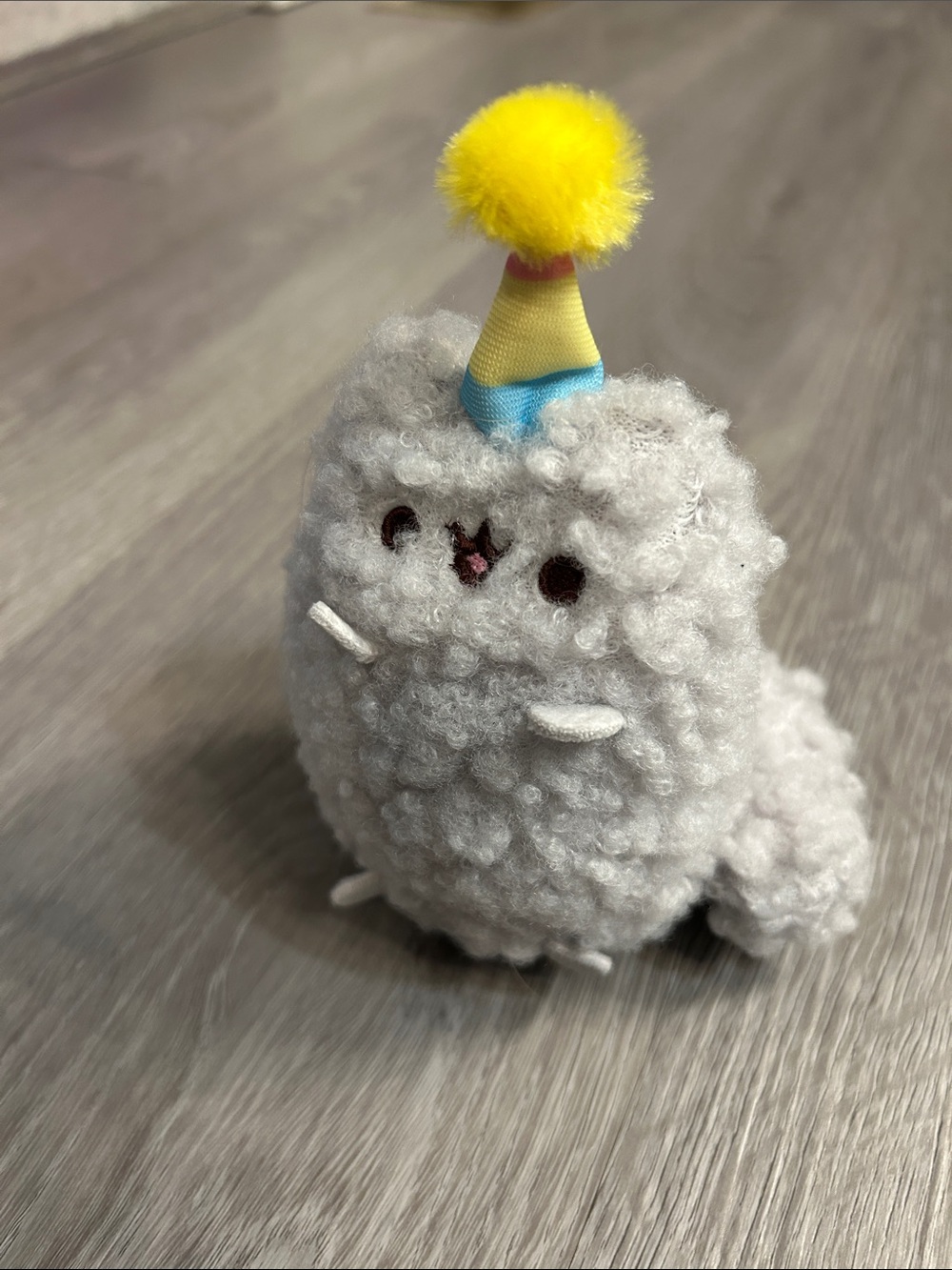 Pusheen Plush Tagged Soft Cat-with party hat- NWOT